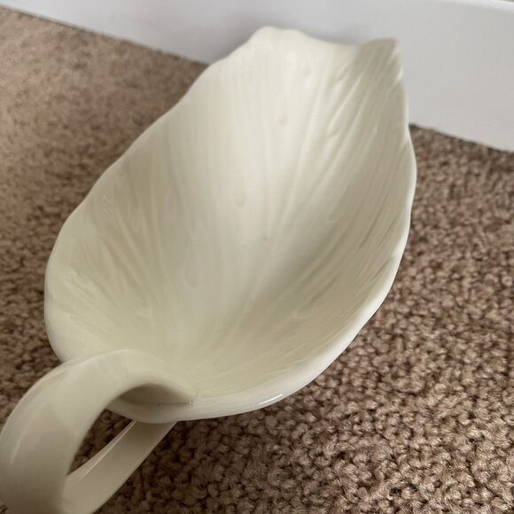 Lenox Leaf Gravy Boat Open Sauce Fine Porcelain Serving Dining Ivory Vintage USA - Picture 3 of 4